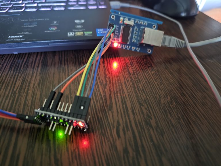 RFID kártyaolvasóval automatizált munkaidő-nyilvántartás – órás szemmel nézve
